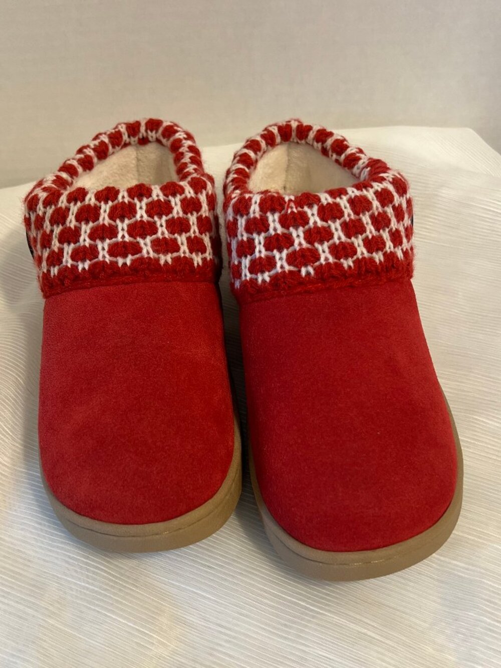 Walk With Me by Coldwater Creek Red & White Knit Slippers